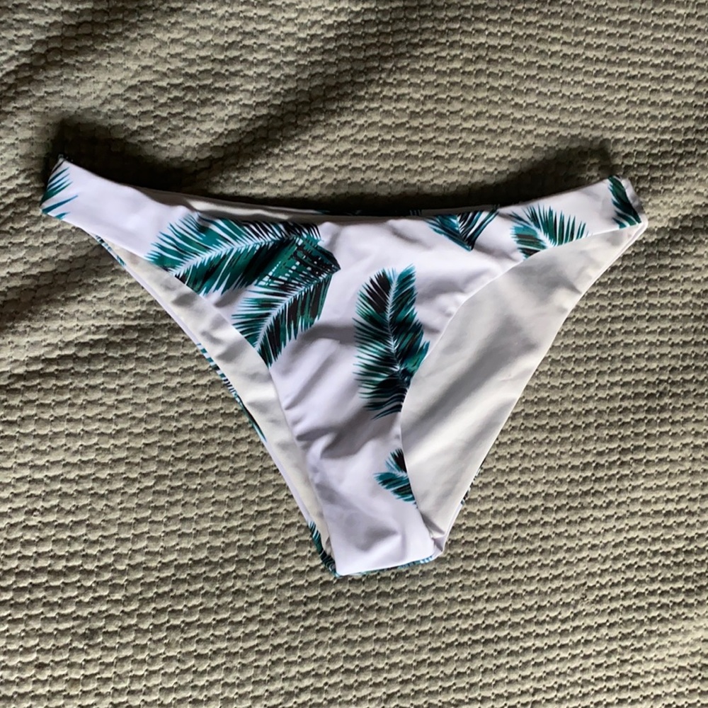 Bikini bottoms